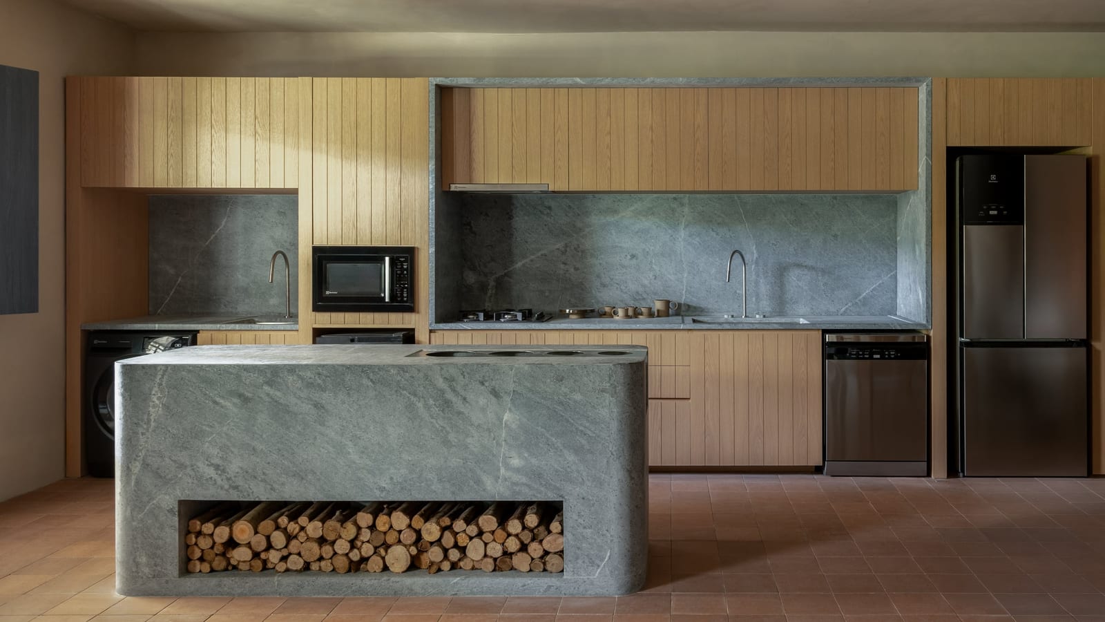 Casa Adélia Prado, de Marina Reis Arquitetura + Design